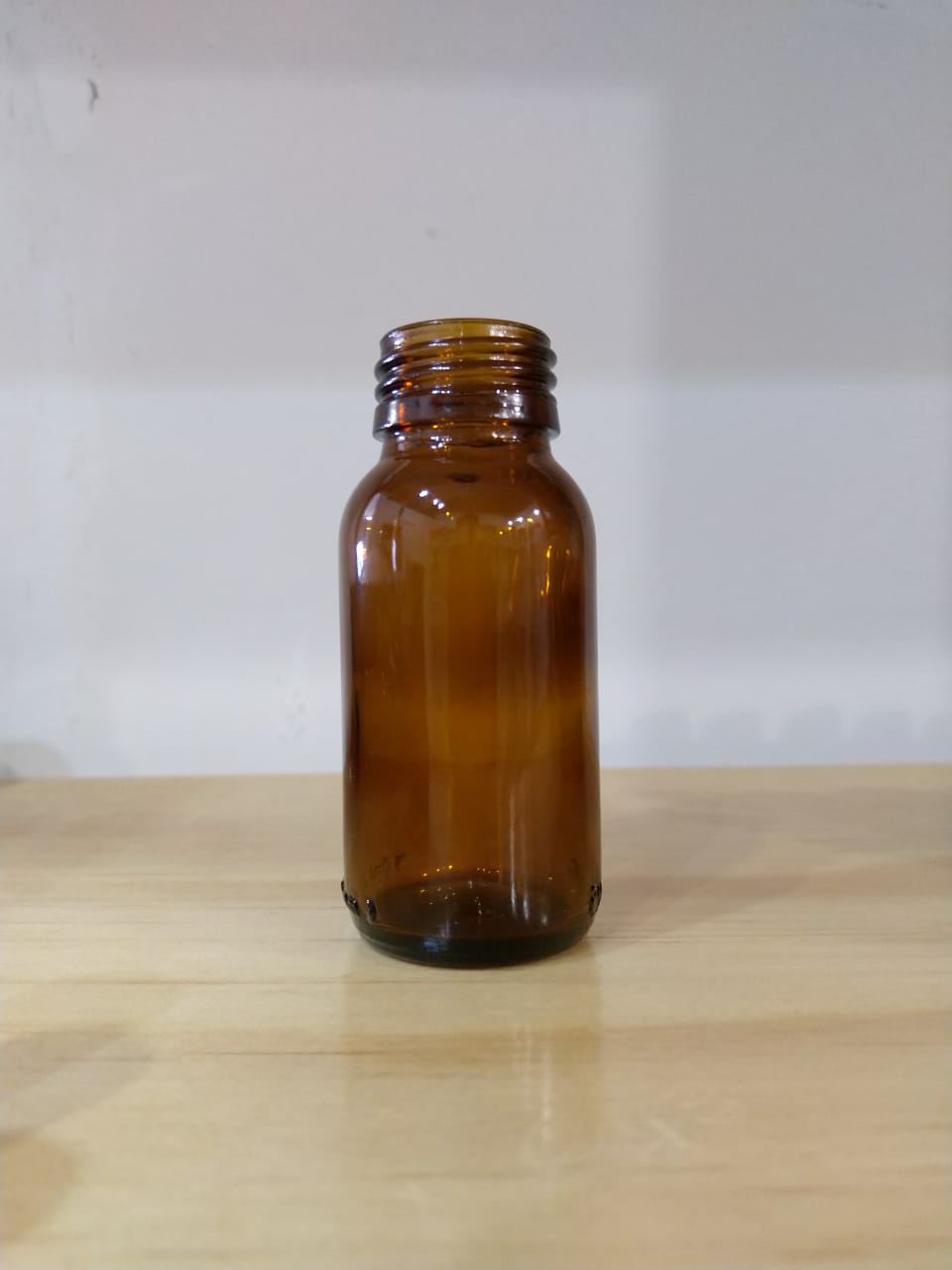 Round glass bottles 50ml - 1L